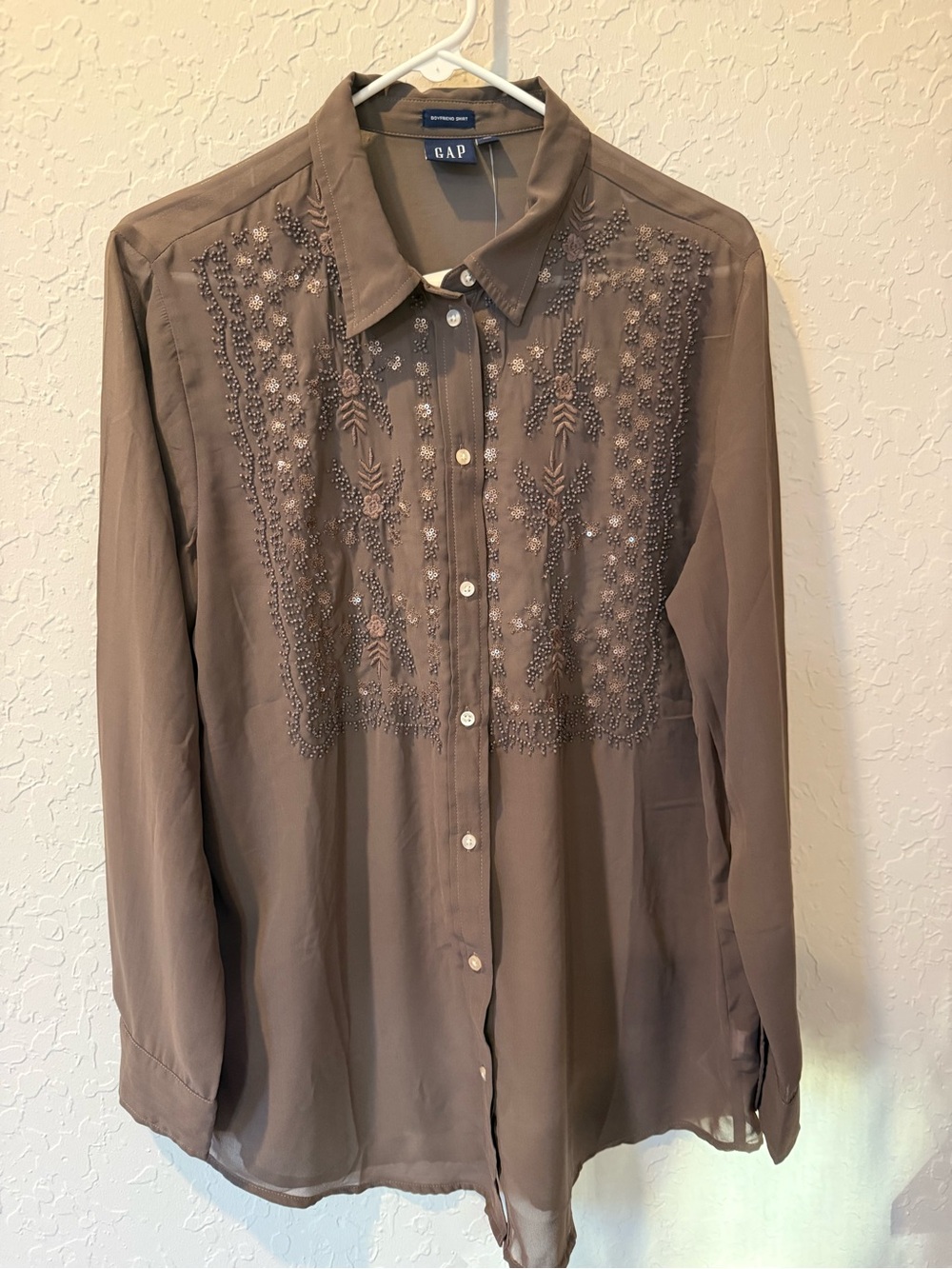 NWT Gap women’s Embroidered Long-Sleeve Shirt - Taupe